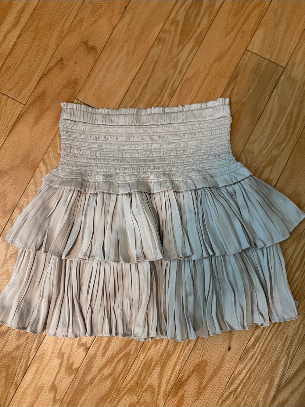 Reset Smocked Tiered Ruffle Mini Skirt - Cream/Light Gold color